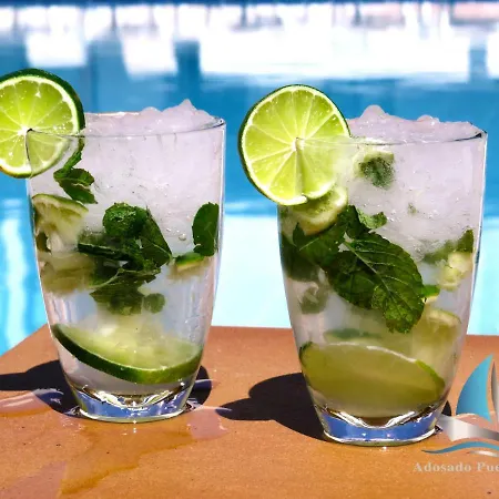 아파트 Adosado Puerto Azul 푸에르토카레로
